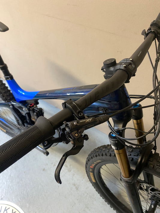 2022 Giant Trance X Advanced E+0 Medium 450kms