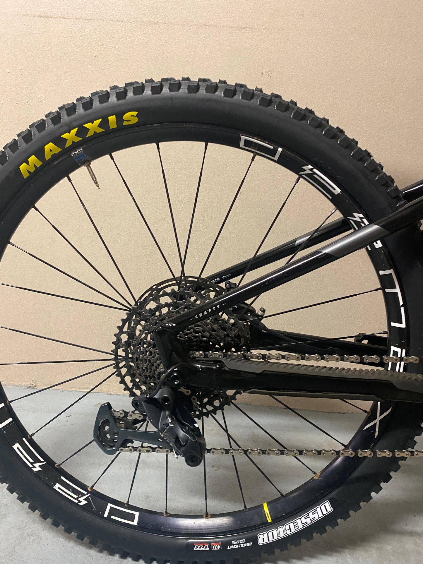 2022 Mondraker Crafty R XL