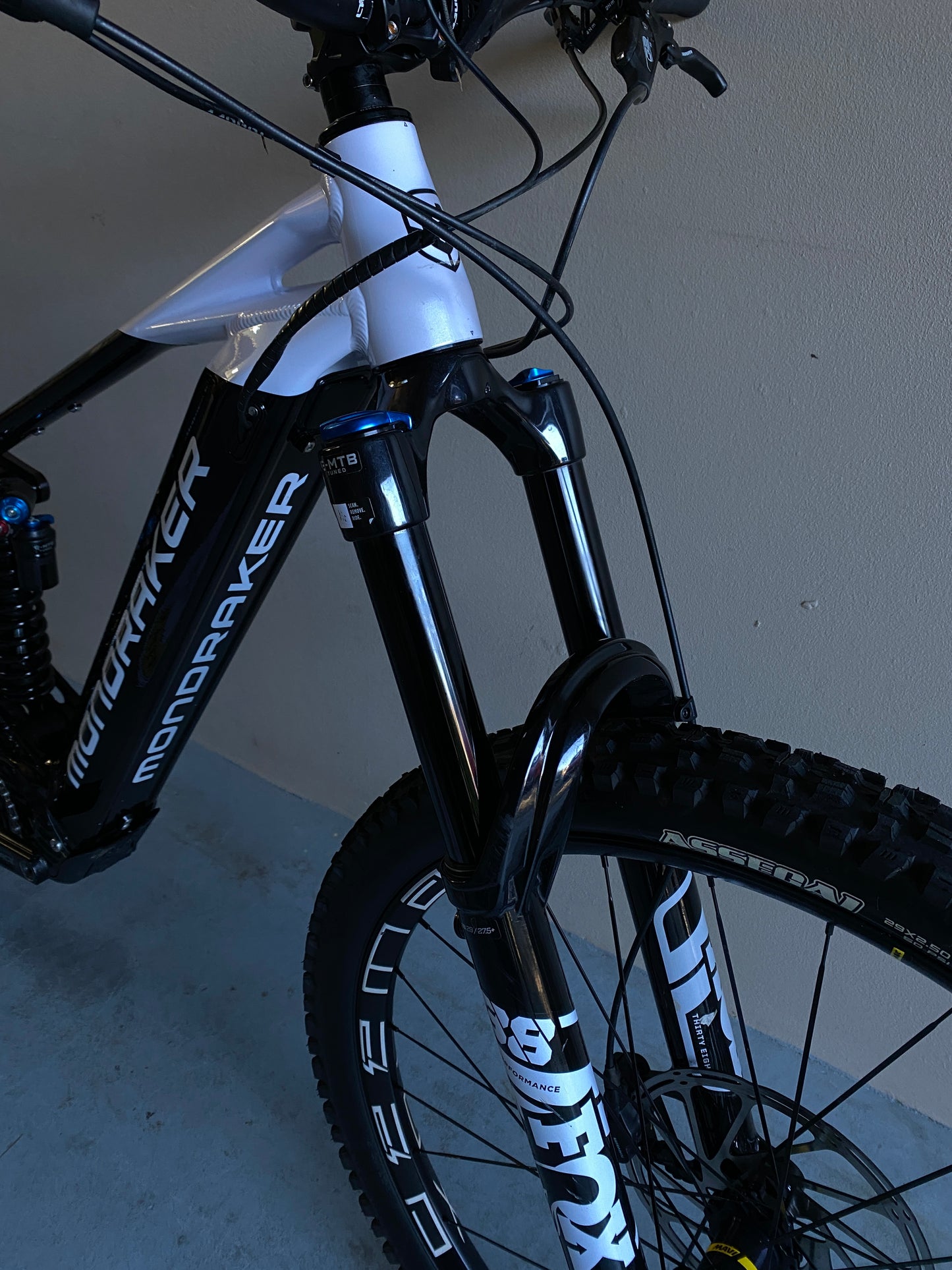 2022 Mondraker Level R T Small 300kms