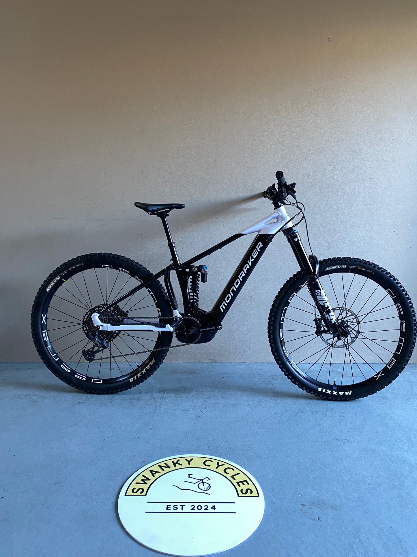 2022 Mondraker Level R T Small 300kms