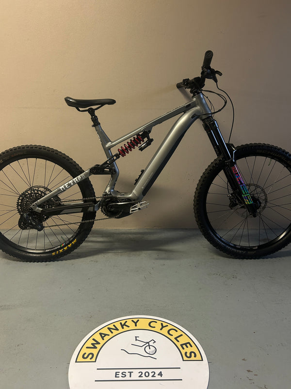 Swanky Cycles 2022 Commencal Meta Power SX, Large