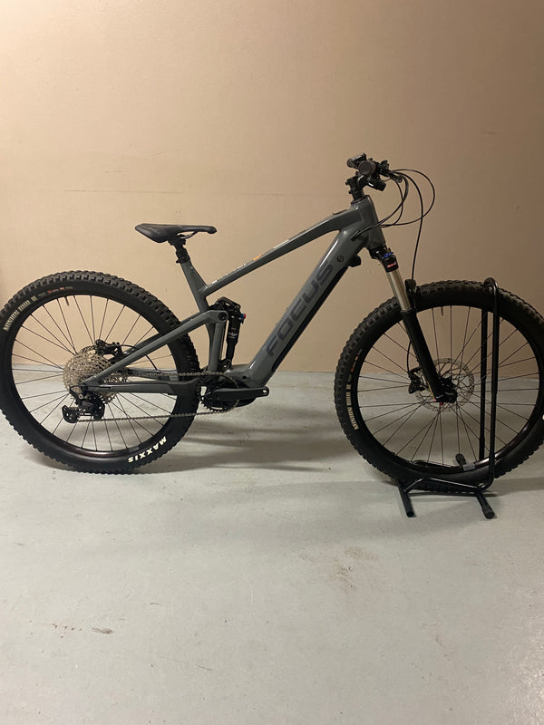 Swanky Cycles Focus Thron2 6.7 Large 2022