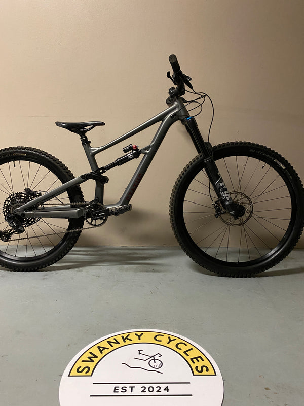 My Store 2022 Specialized Status 160 S2