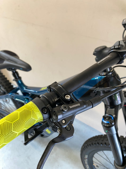 *Only 55kms!!* 2022 Trek Rail 7 Small