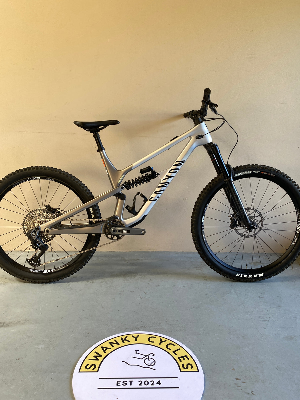 2023 Canyon Spectral CF8 Mullet KIS GX Transmission