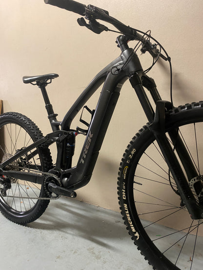 2022 Trek Fuel Exe 5 Small