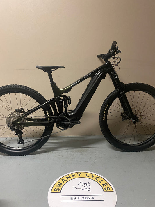 2022 Giant Trance X Advanced E+1 Large 180kms