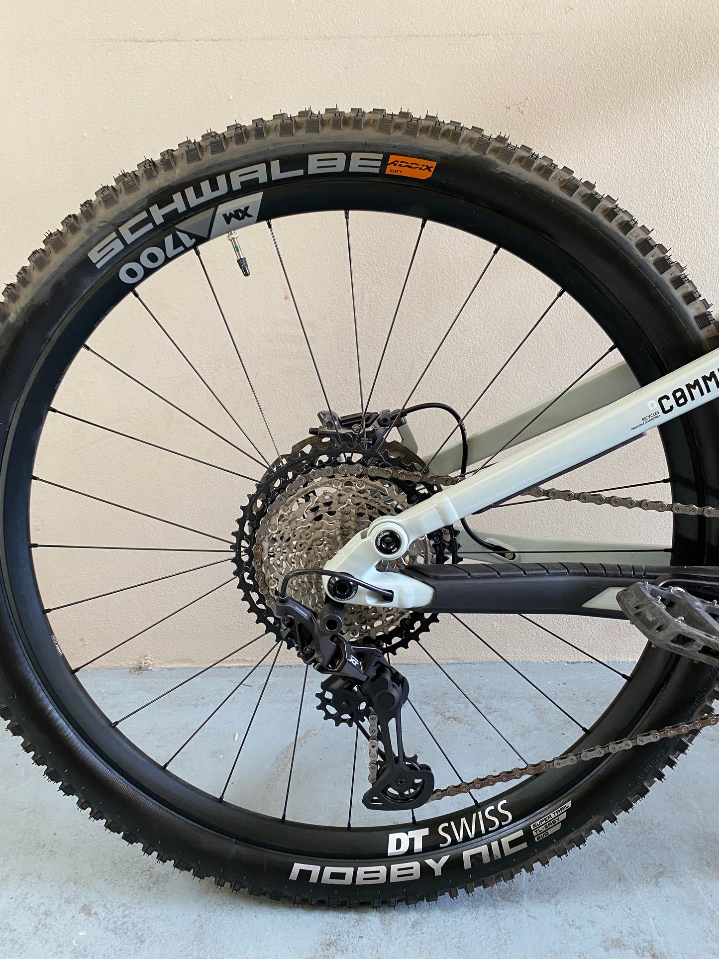 2024 Commencal Meta TR Ohlins XL V4