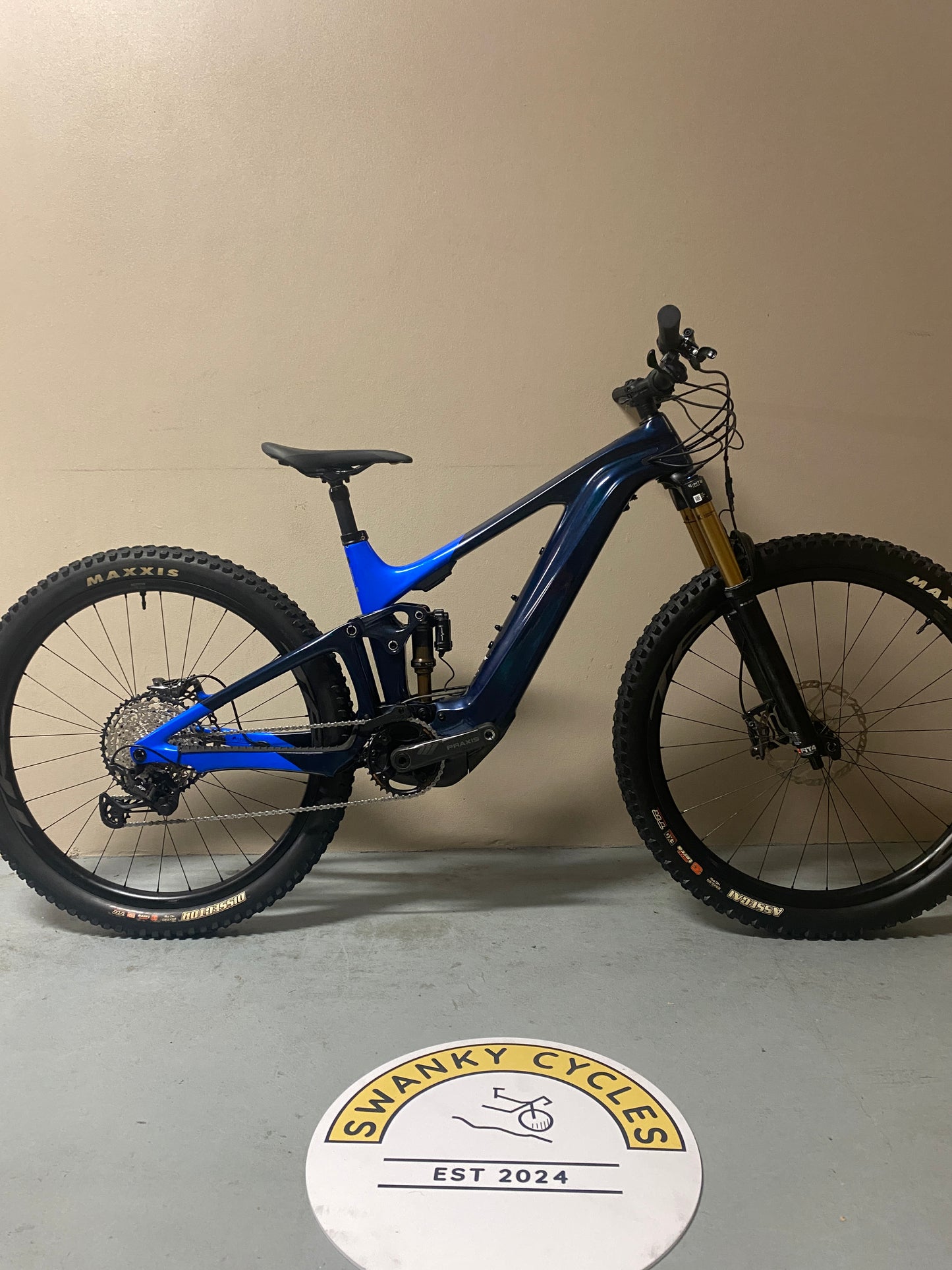 2022 Giant Trance X Advanced E+0 Medium