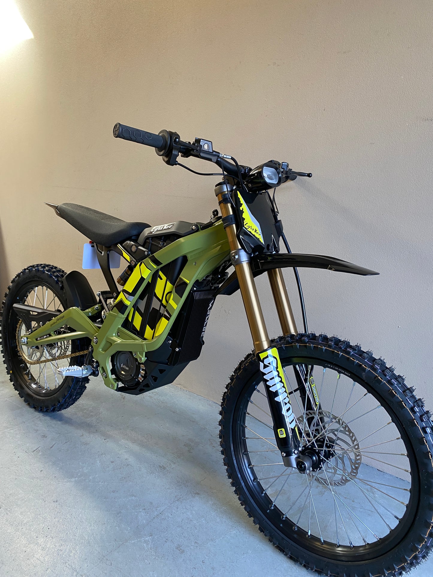 2025 Surron Light Bee X Green