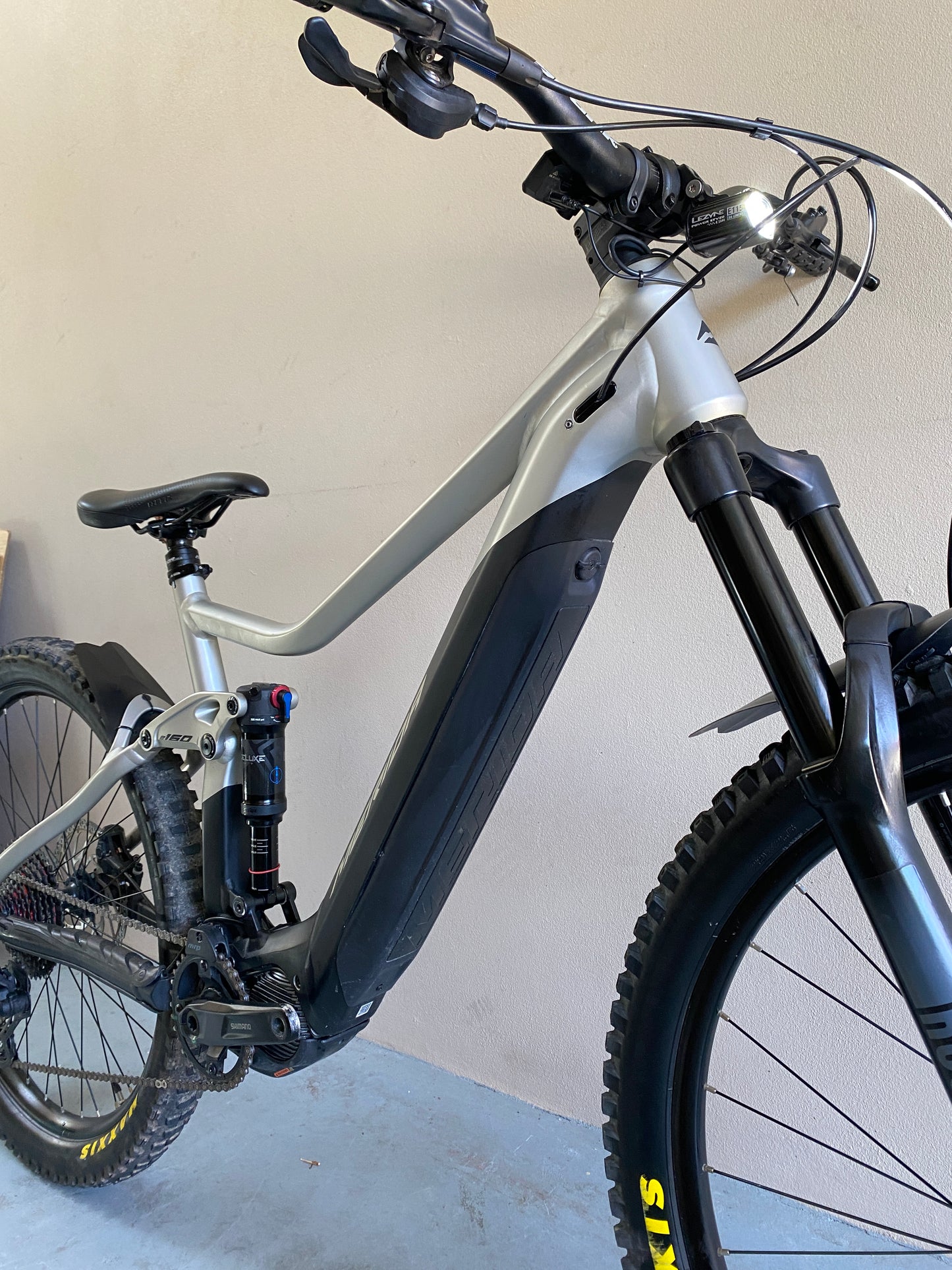 2022 Merida E160 500 Large