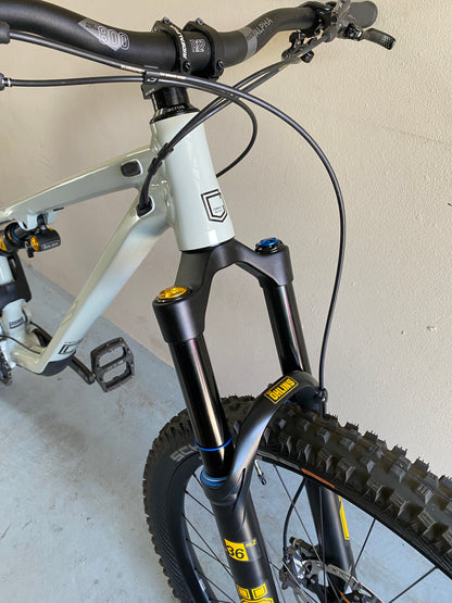 2024 Commencal Meta TR Ohlins XL V4