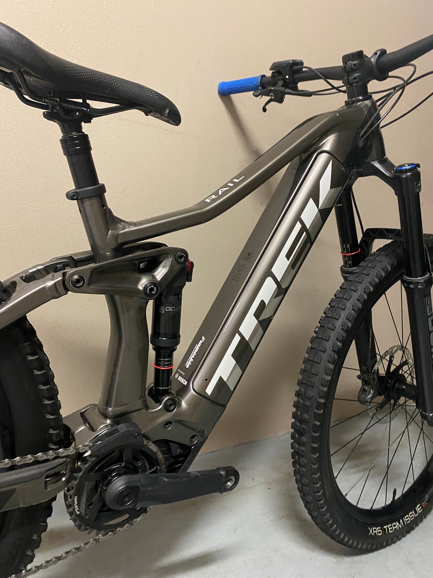 2022 Trek Rail 7 EMTB Small