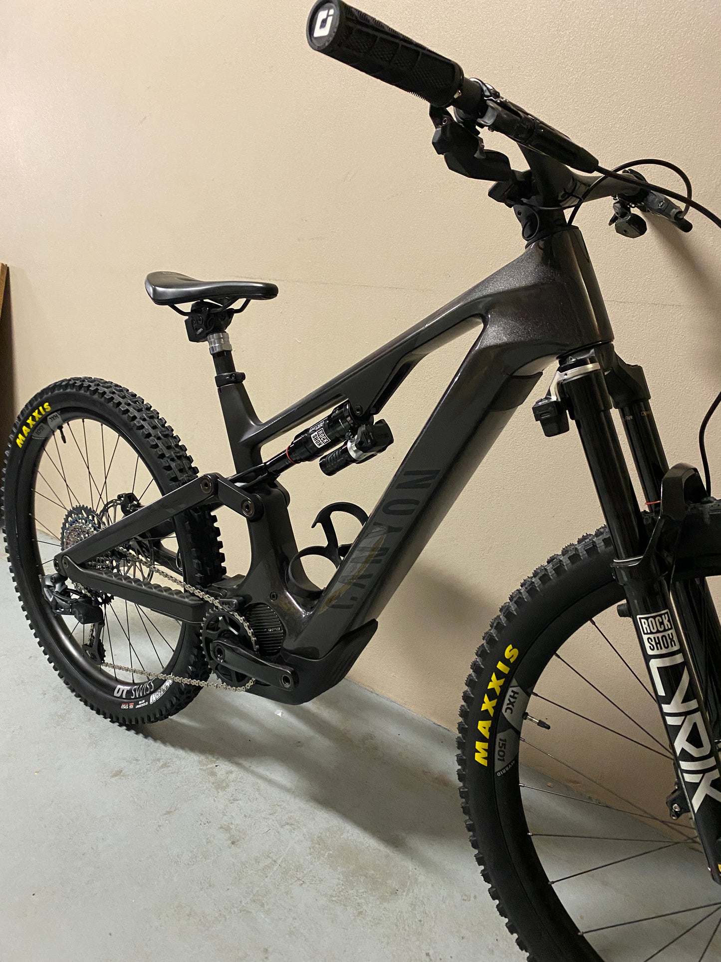 2022 Canyon Spectral ON CFR LTD