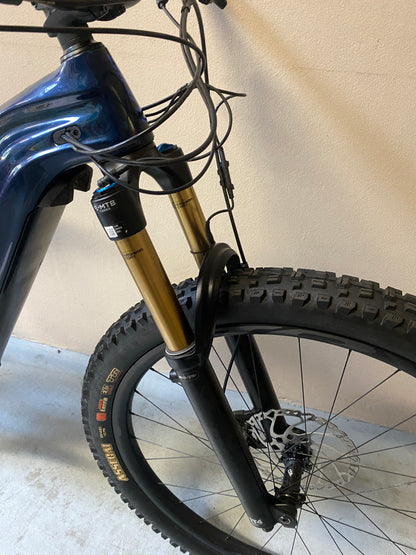 2022 Giant Trance X Advanced E+0 Medium *20kms!*