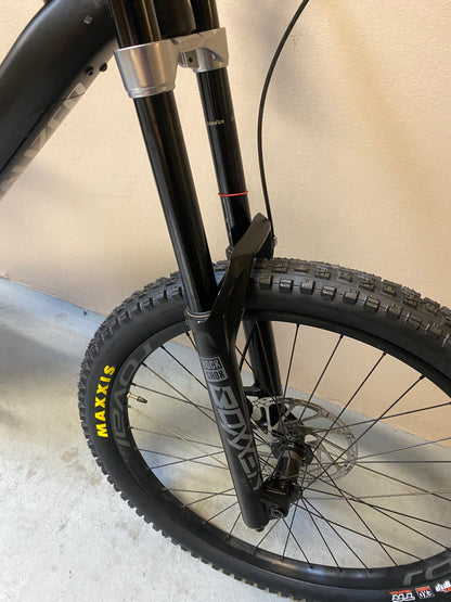 2022 Specialized Kenevo Expert S2