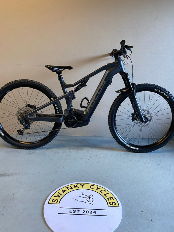 Swanky Cycles 2024 Focus Thron2 6.8